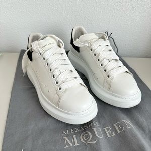 ALEXANDER MCQUEEN Sneakers